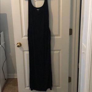 Maternity maxi dress